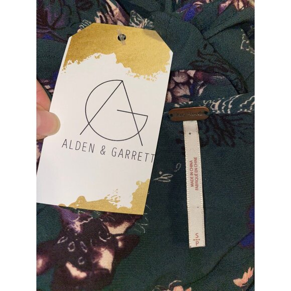 Free People Green W/ Cream and Purple Floral Print Peasant Blouse, Size Small - Picture 9 of 9